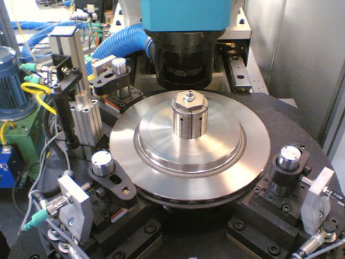 Why do balanced grinding discs install machine vibrations